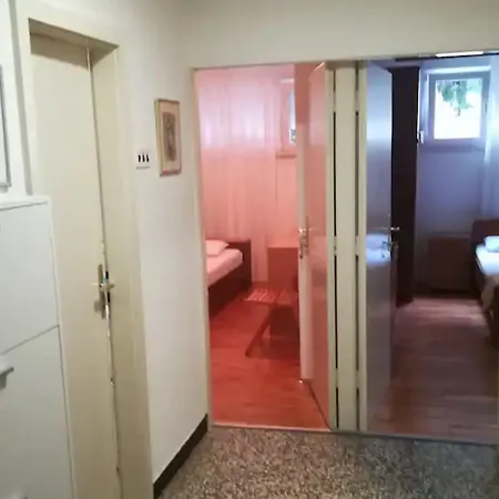 דירה Friendly Well Located Family