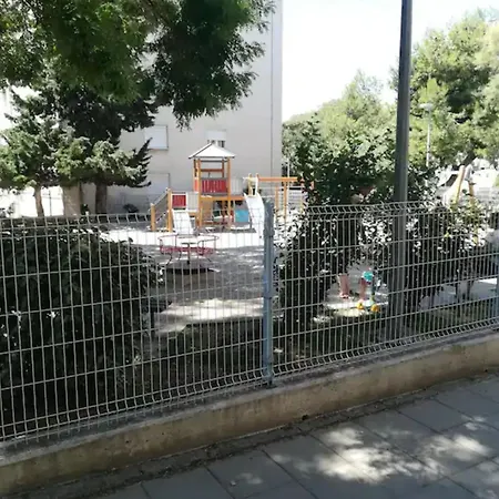 Friendly Well Located Family *